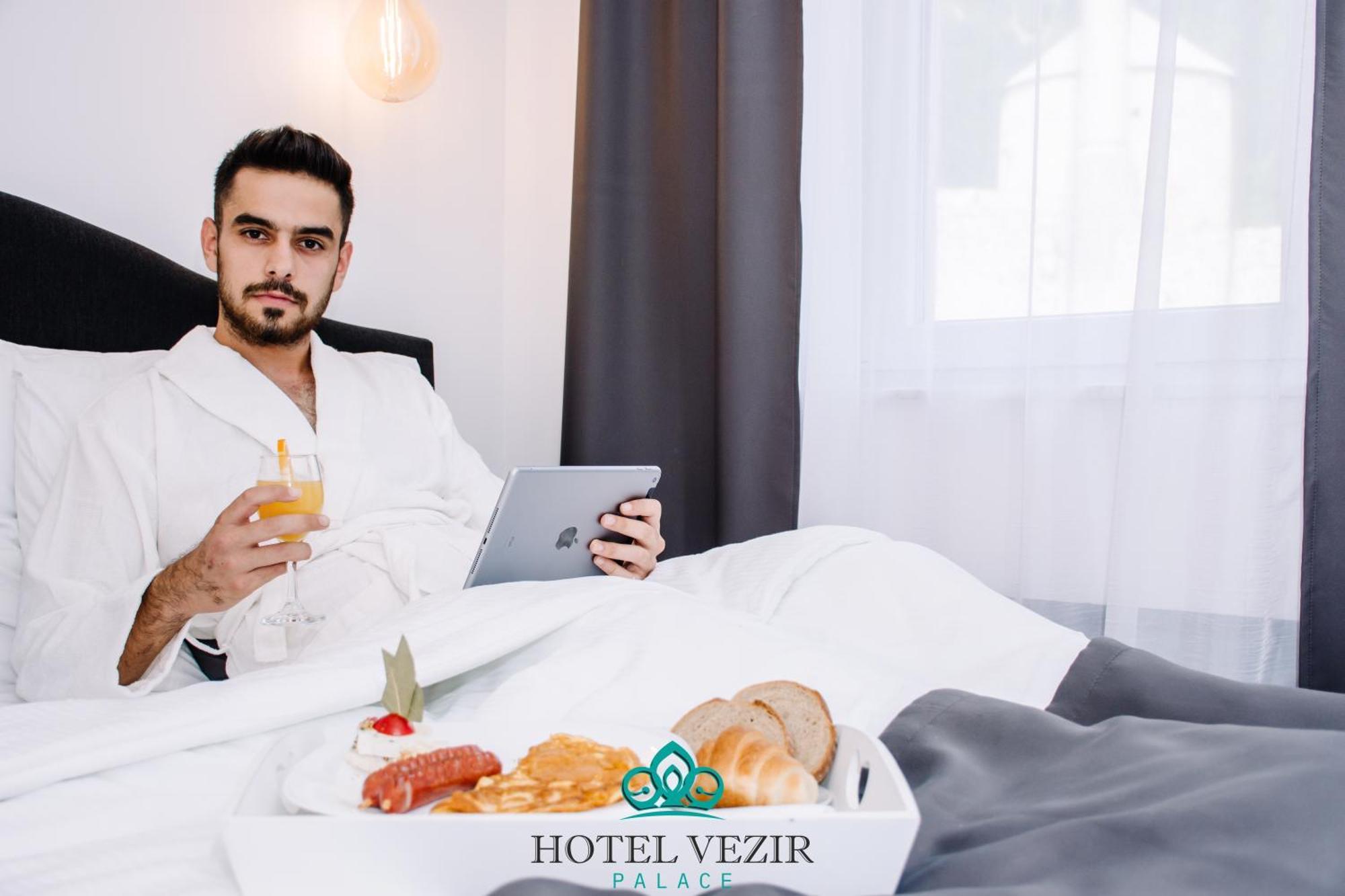 טראווניק Hotel Vezir Palace מראה חיצוני תמונה