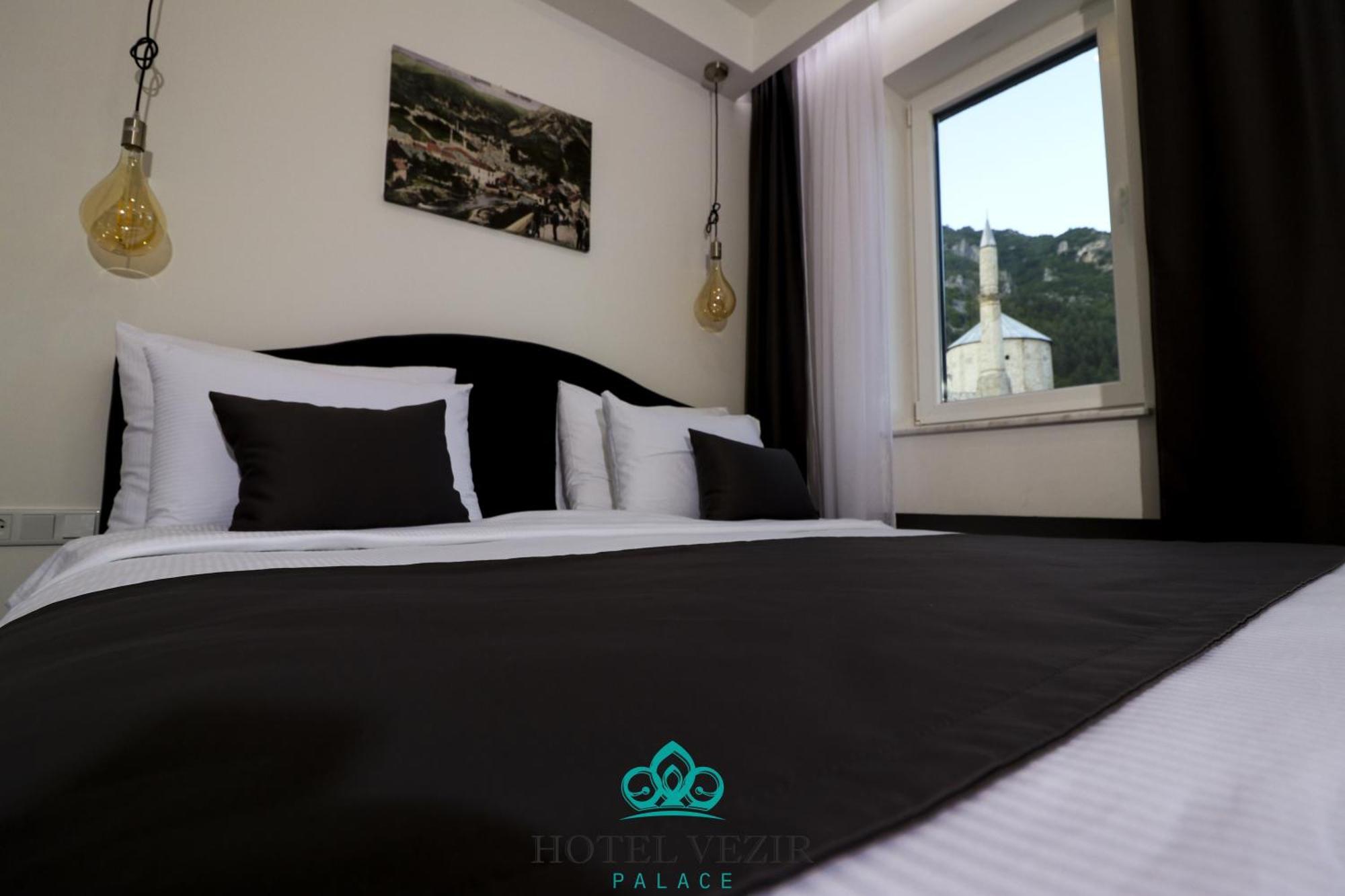 טראווניק Hotel Vezir Palace מראה חיצוני תמונה