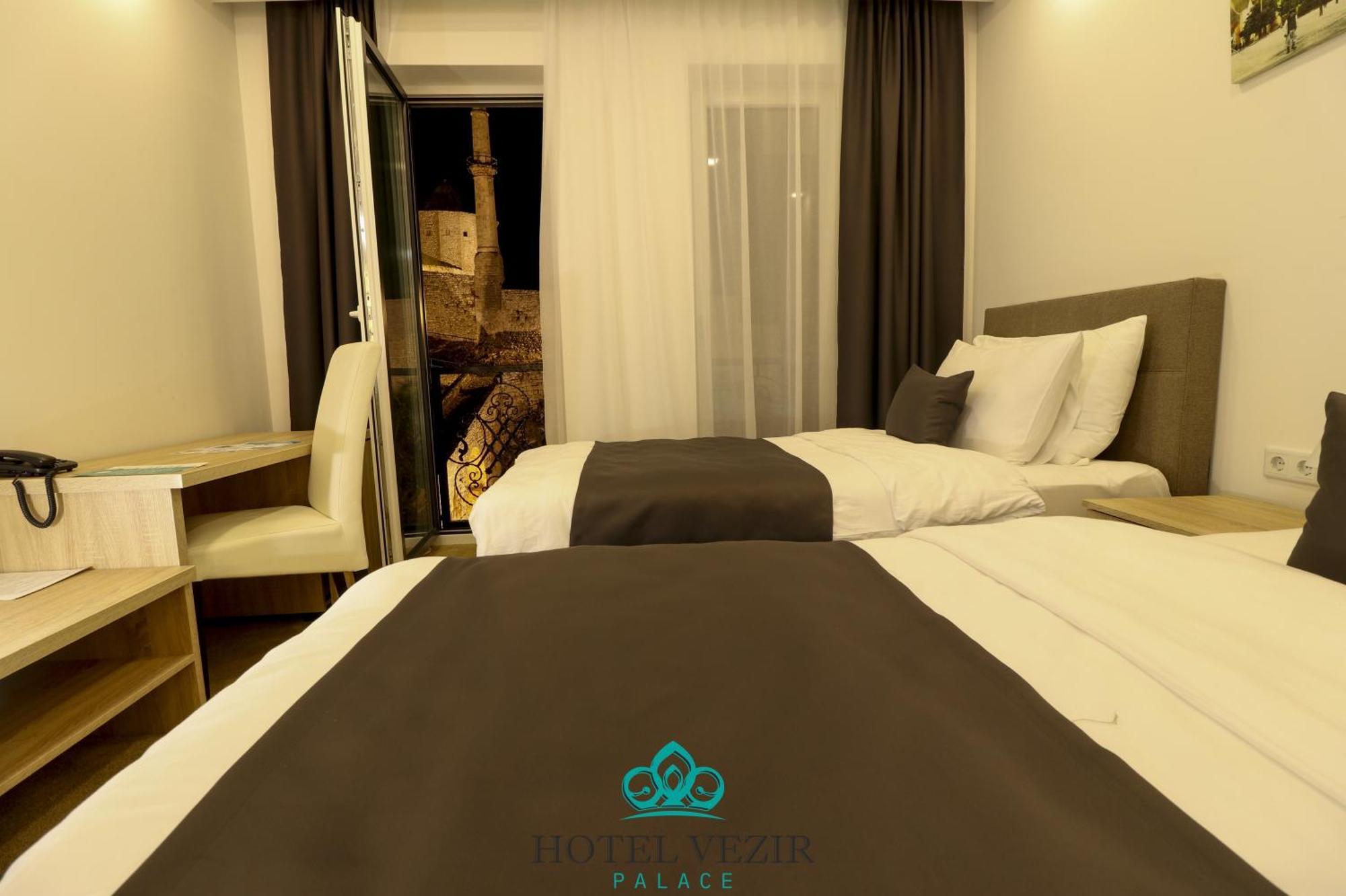 טראווניק Hotel Vezir Palace מראה חיצוני תמונה