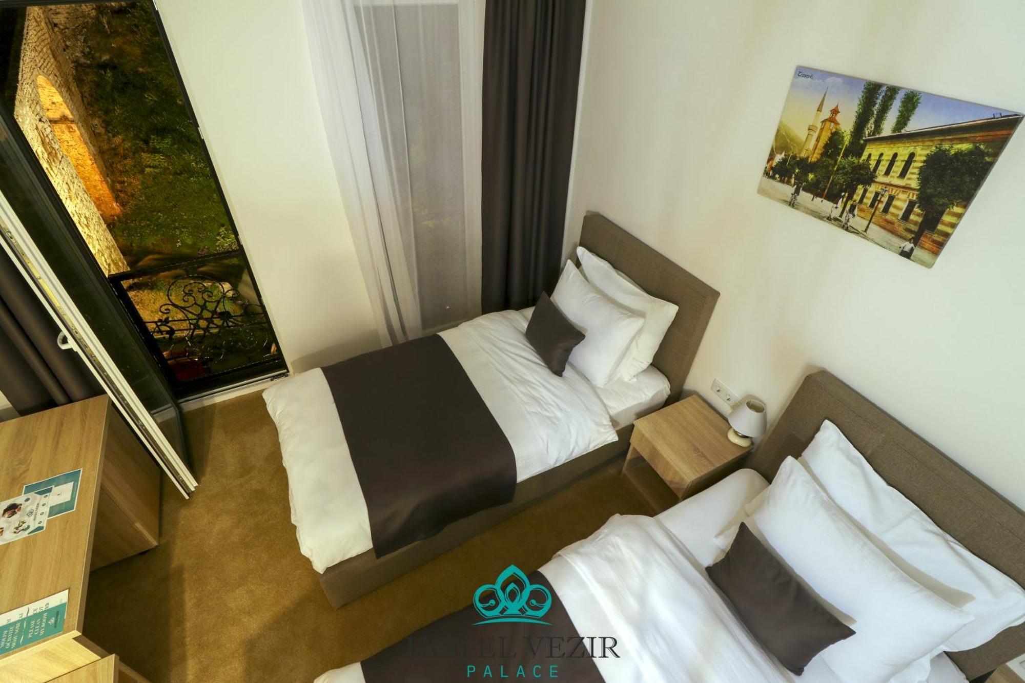טראווניק Hotel Vezir Palace מראה חיצוני תמונה