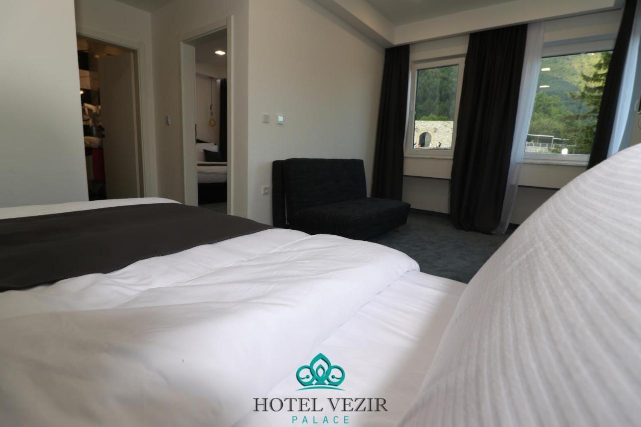 טראווניק Hotel Vezir Palace מראה חיצוני תמונה