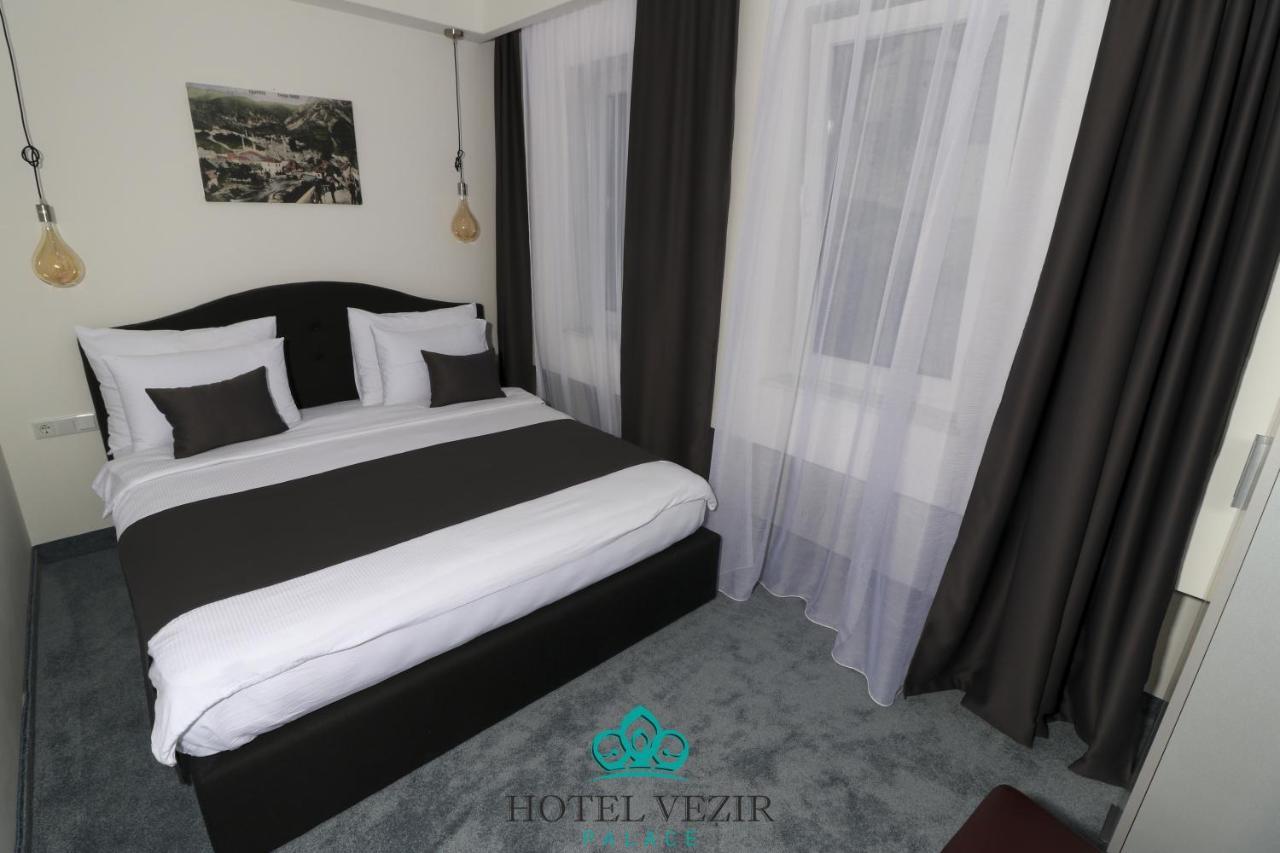 טראווניק Hotel Vezir Palace מראה חיצוני תמונה