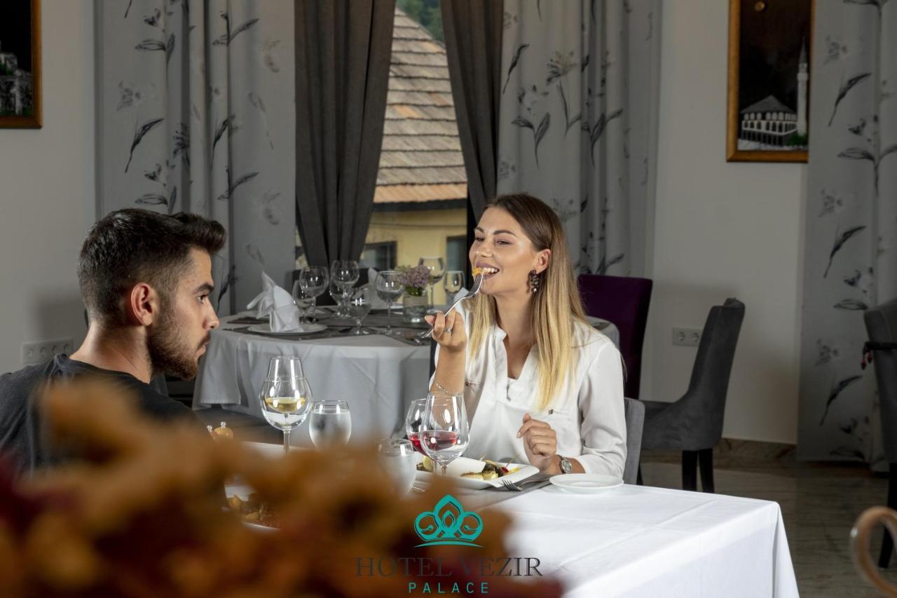 טראווניק Hotel Vezir Palace מראה חיצוני תמונה